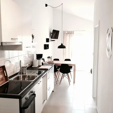 Apartmani Zivaljic Trogir Exterior foto